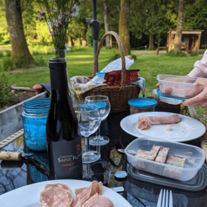 Une nuit en cabane duo avec Pack 1 (paniers gourmands) - Nuitée nature clé en main – 166 €
